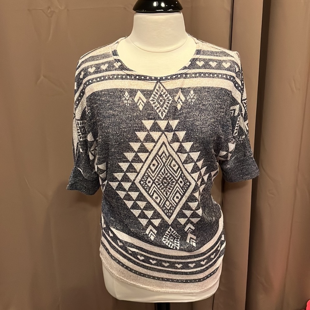 Sweater knit blouse